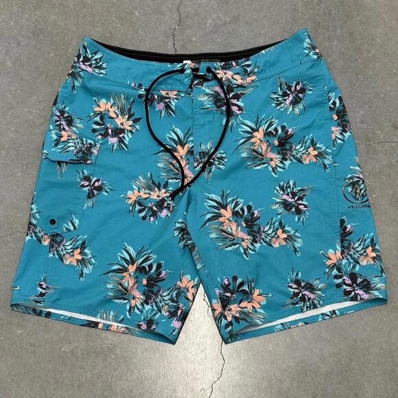 Volcom Tropical Swim Trunks - Picture 1 of 3